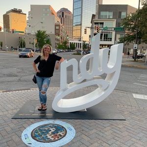 Meet your Posher, Denise